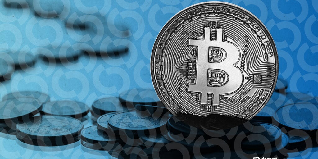 以太坊重返强势,比特币 ETF 连续第四天低迷